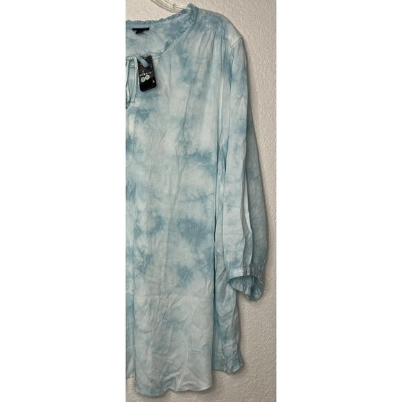 Torrid Indigo Blue Tie-dyed Peasant Top Shirt  Sz 4X 26W NWT Flowy - Picture 3 of 15